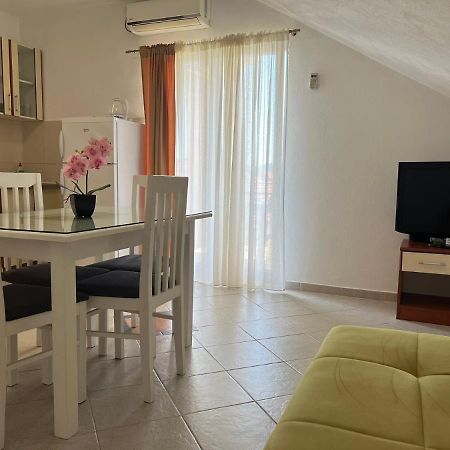 Apartmani Bekonja Tivat Exteriör bild