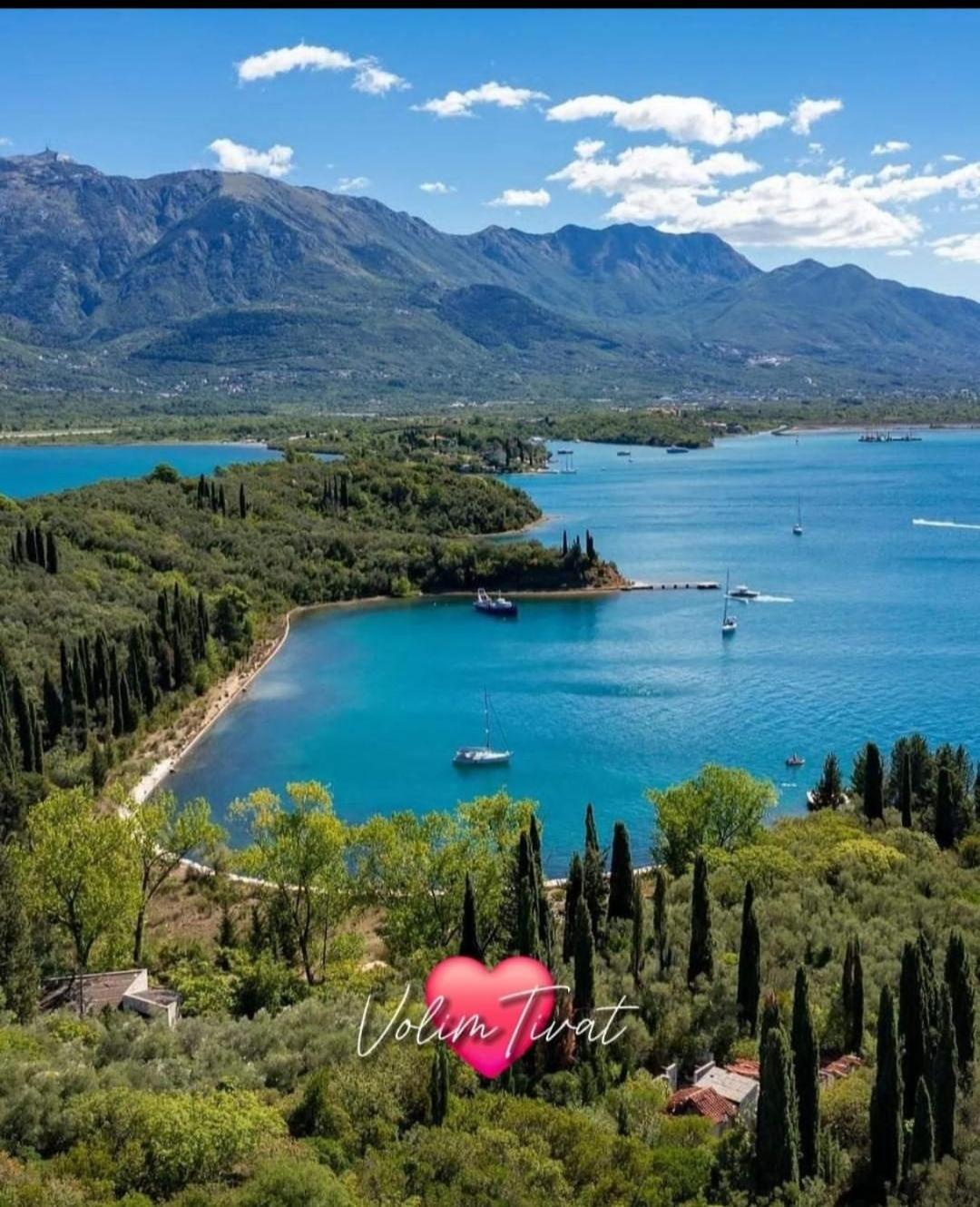 Apartmani Bekonja Tivat Exteriör bild