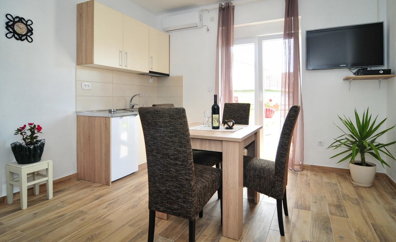 Apartmani Bekonja Tivat Exteriör bild